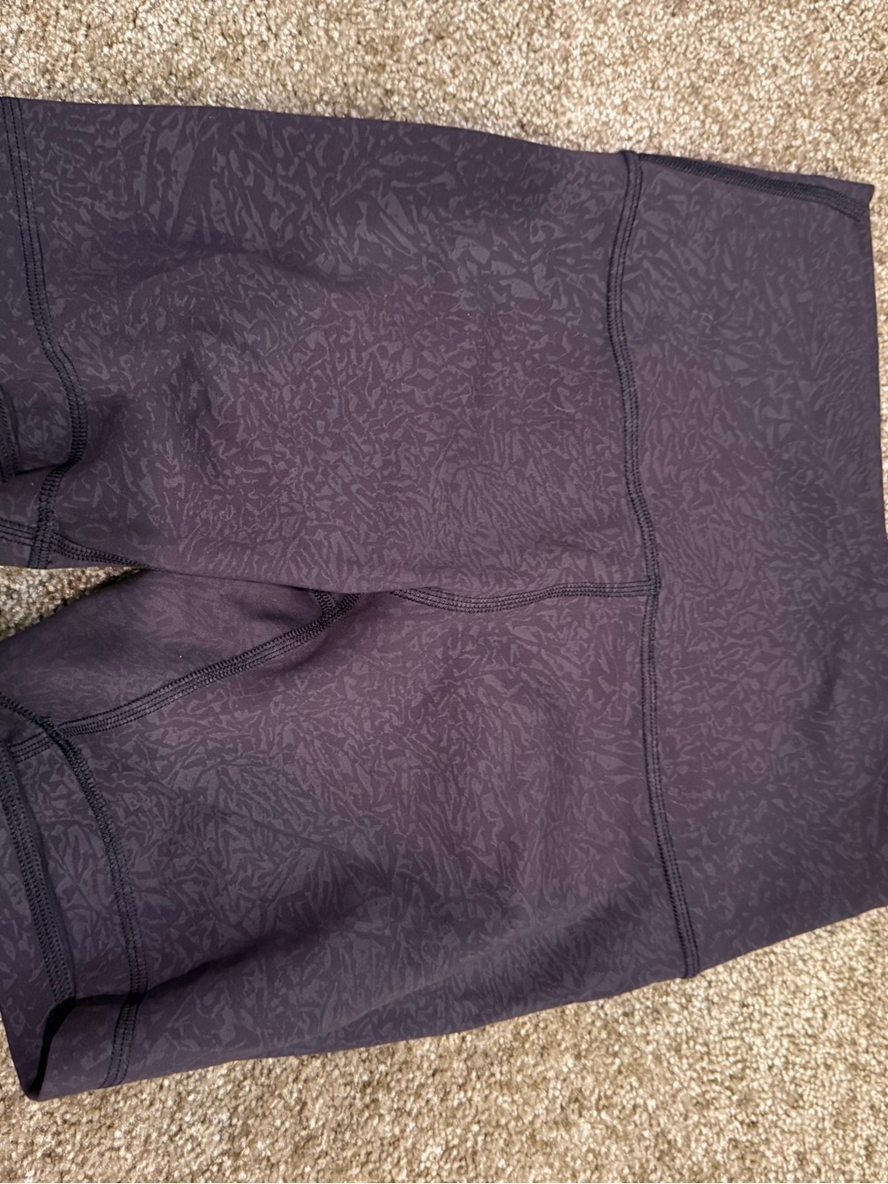 lululemon High-Rise Athletic Shorts Tonal Pattern Size 6